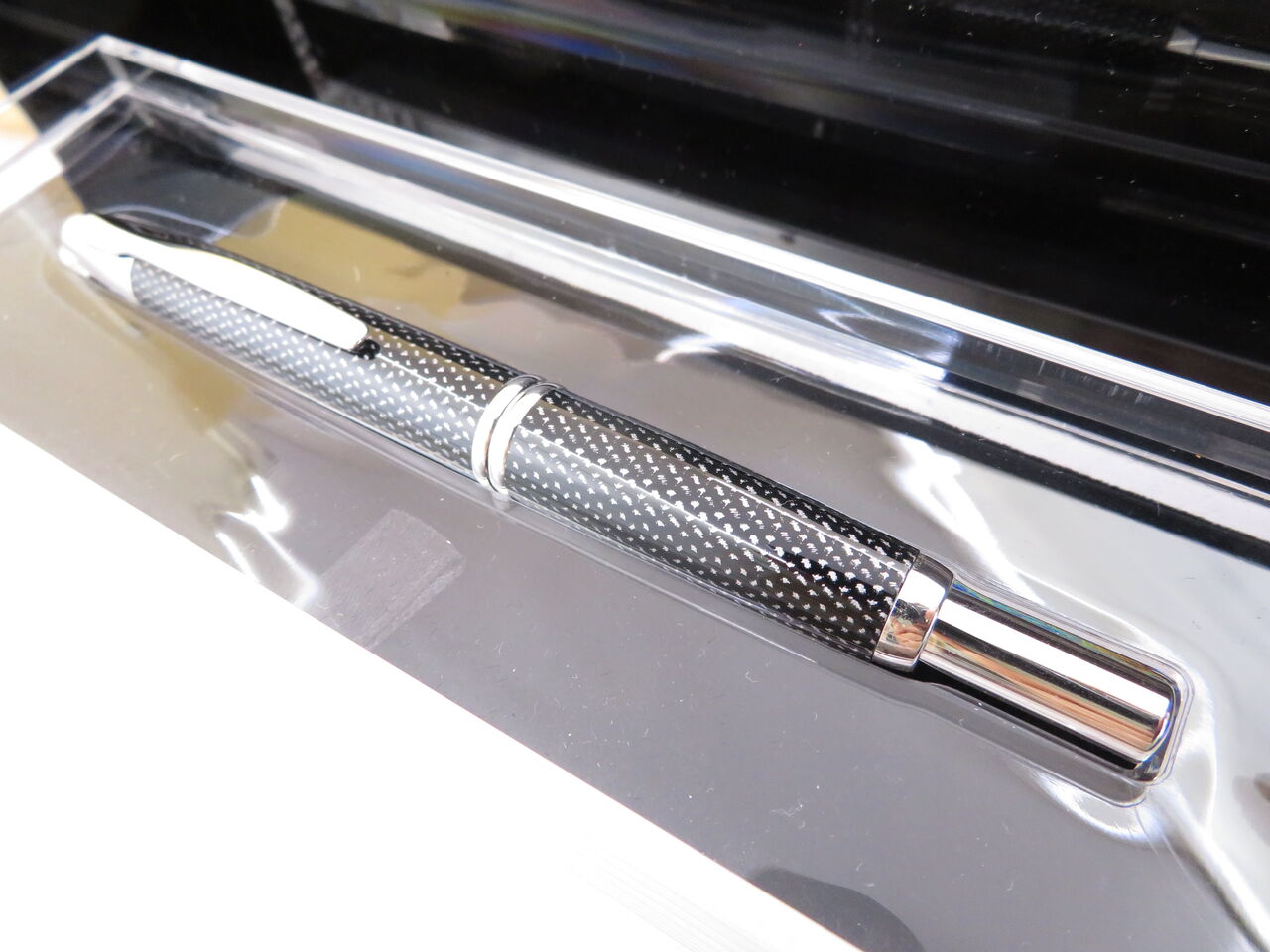 PILOT キャップレス 絣 18K-750 : 万年筆おやじの備忘録