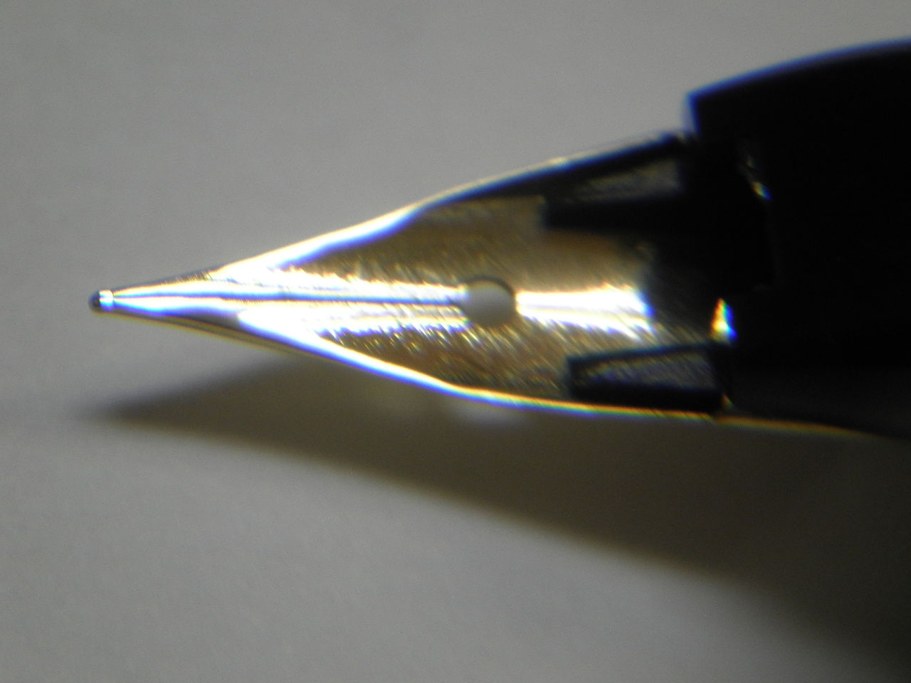 PILOT Elite ＜F＞14K-585 : 万年筆おやじの備忘録