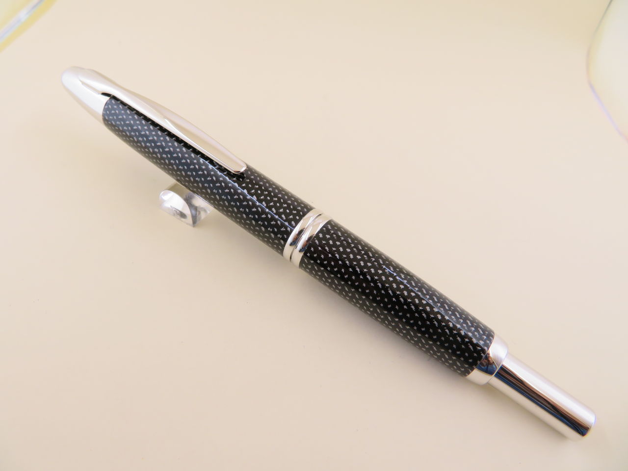 PILOT キャップレス絣 18K-750 : 万年筆おやじの備忘録