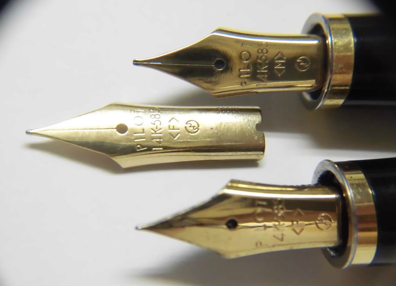 PILOT CUSTOM 14K-585 <F> : 万年筆おやじの備忘録 PILOT CUSTOM 14K-585 <F> : 万年筆おやじの備忘録