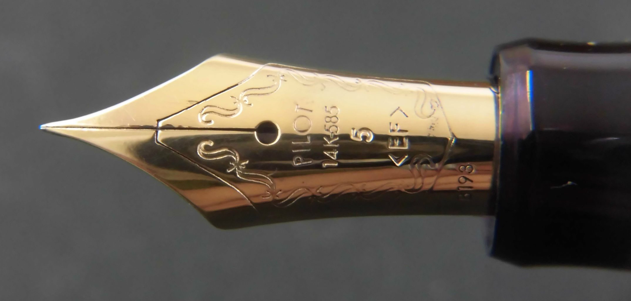 PILOT 万年筆 カスタム74 EF CUSTOM74 　585 14K パイロット（PILOT） 万年筆 カスタム74 ブラック EF（極細字