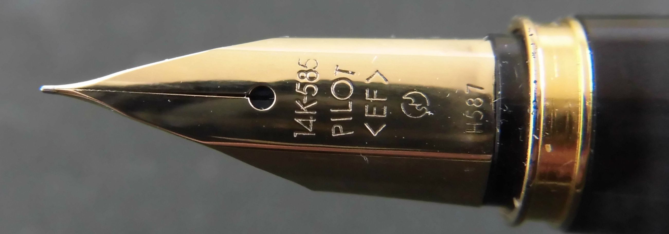 【海】パイロット　PILOT　DELUX　万年筆　ペン先　14K　585　F 海】パイロット PILOT DELUX 万年筆 ペン先 14K 585 F