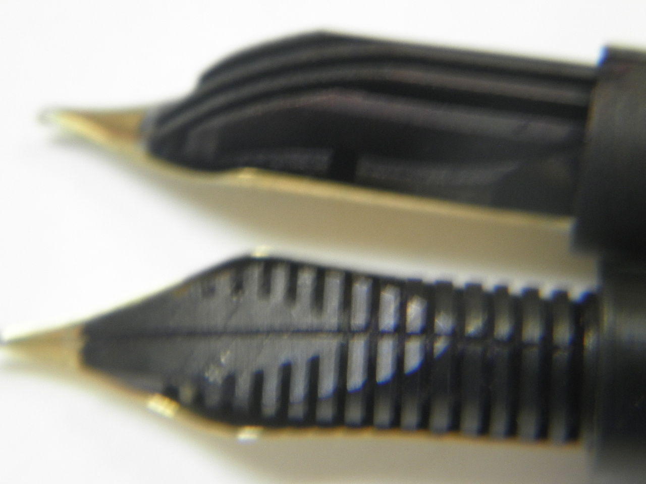 PELIKAN 120 M&K 徹底比較 : 万年筆おやじの備忘録