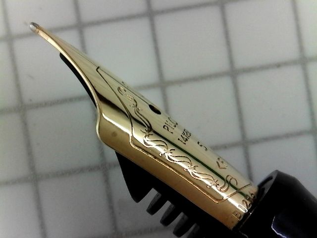 PILOT CUSTOM 74 14K-585 <F> : 万年筆おやじの備忘録