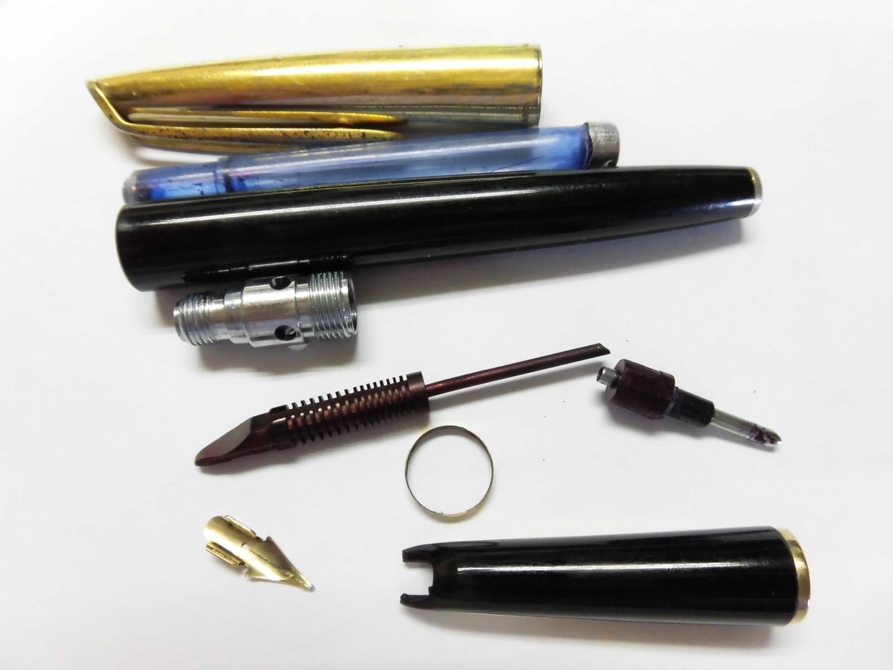 Waterman C F 1953年型 完全分解 万年筆おやじの備忘録 Waterman C F 1953年型 完全分解 万年筆おやじの備忘録