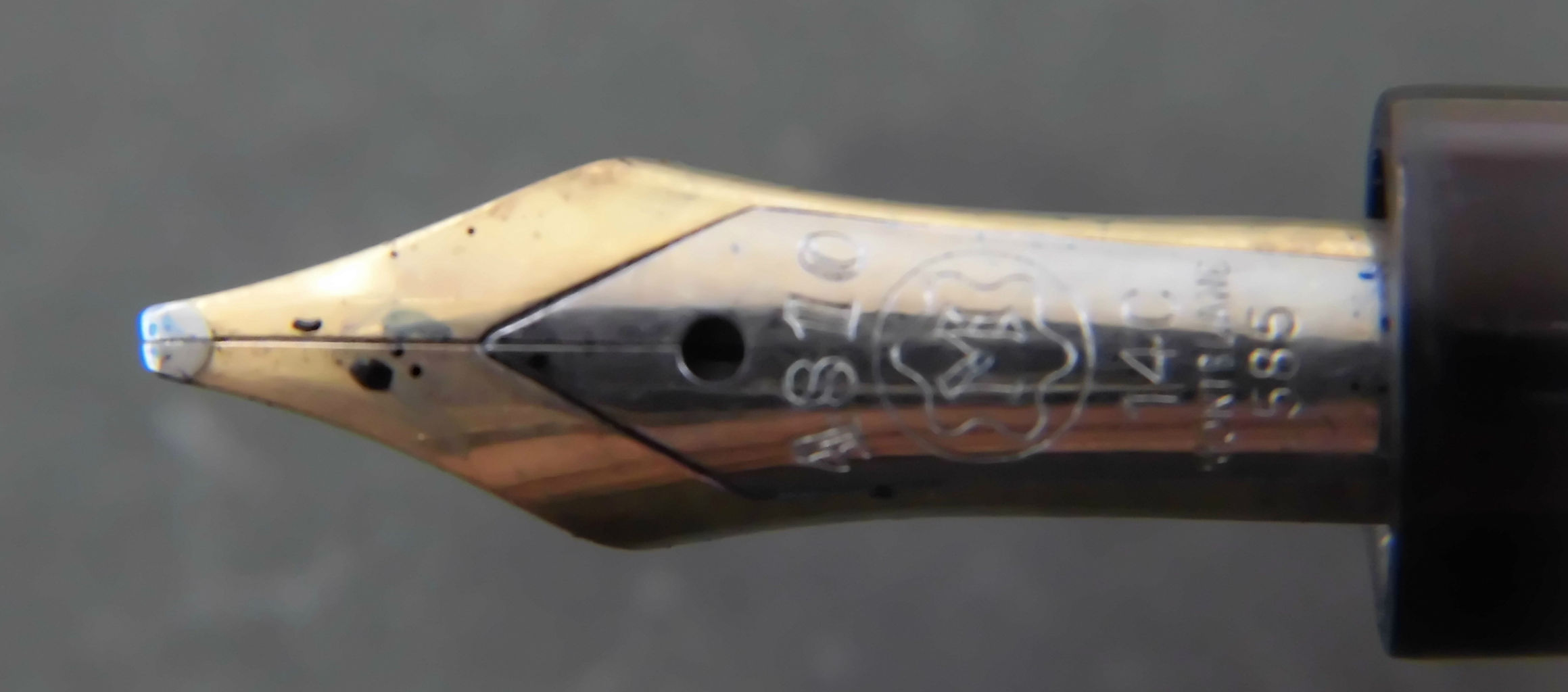 MONTBLANC #142 14C <OBB> : 万年筆おやじの備忘録