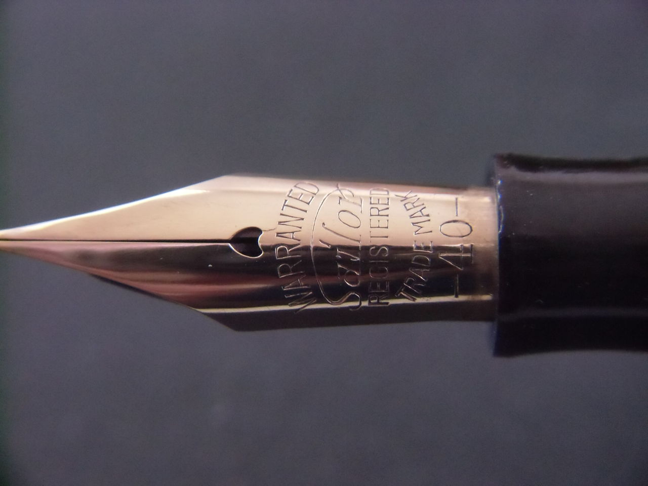 P*n様 戦前　万年筆　メーカー不明 パイロット14K　ニブ裏刻印11.26 ジ 戦前 万年筆 メーカー不明 パイロット14K ニブ裏刻印11.26