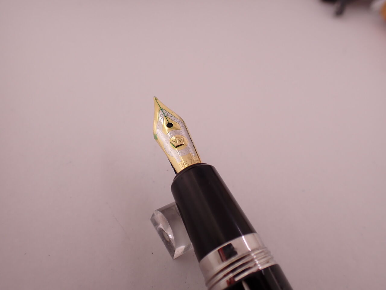 高級なDUKE ④ キングクラウン 格子柄 18K 4 : 万年筆おやじの備忘録