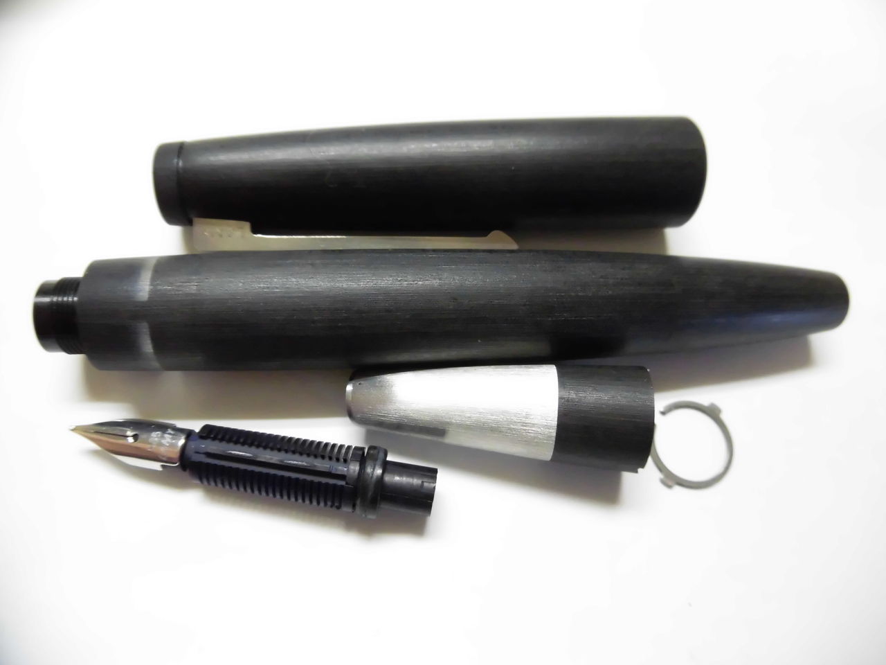n*o様 LAMY 2000 万年筆 585 EF Lamy 2000 Fountain Pen – The Nibsmith
