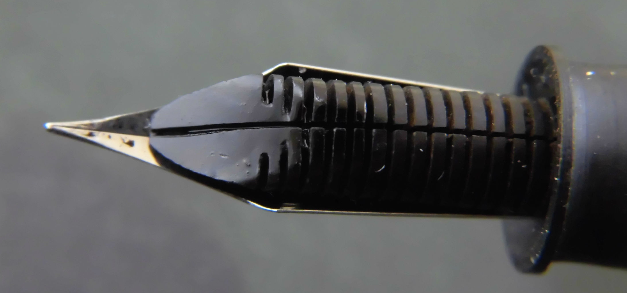 DIA インキ止め式 : 万年筆おやじの備忘録