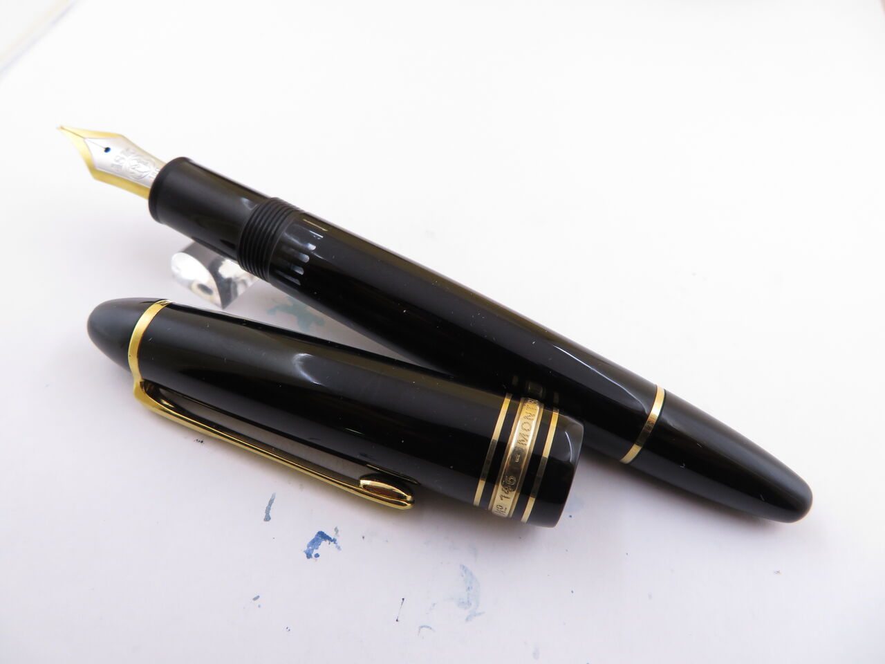 MONTBLANC ＃146 バイカラー18C : 万年筆おやじの備忘録