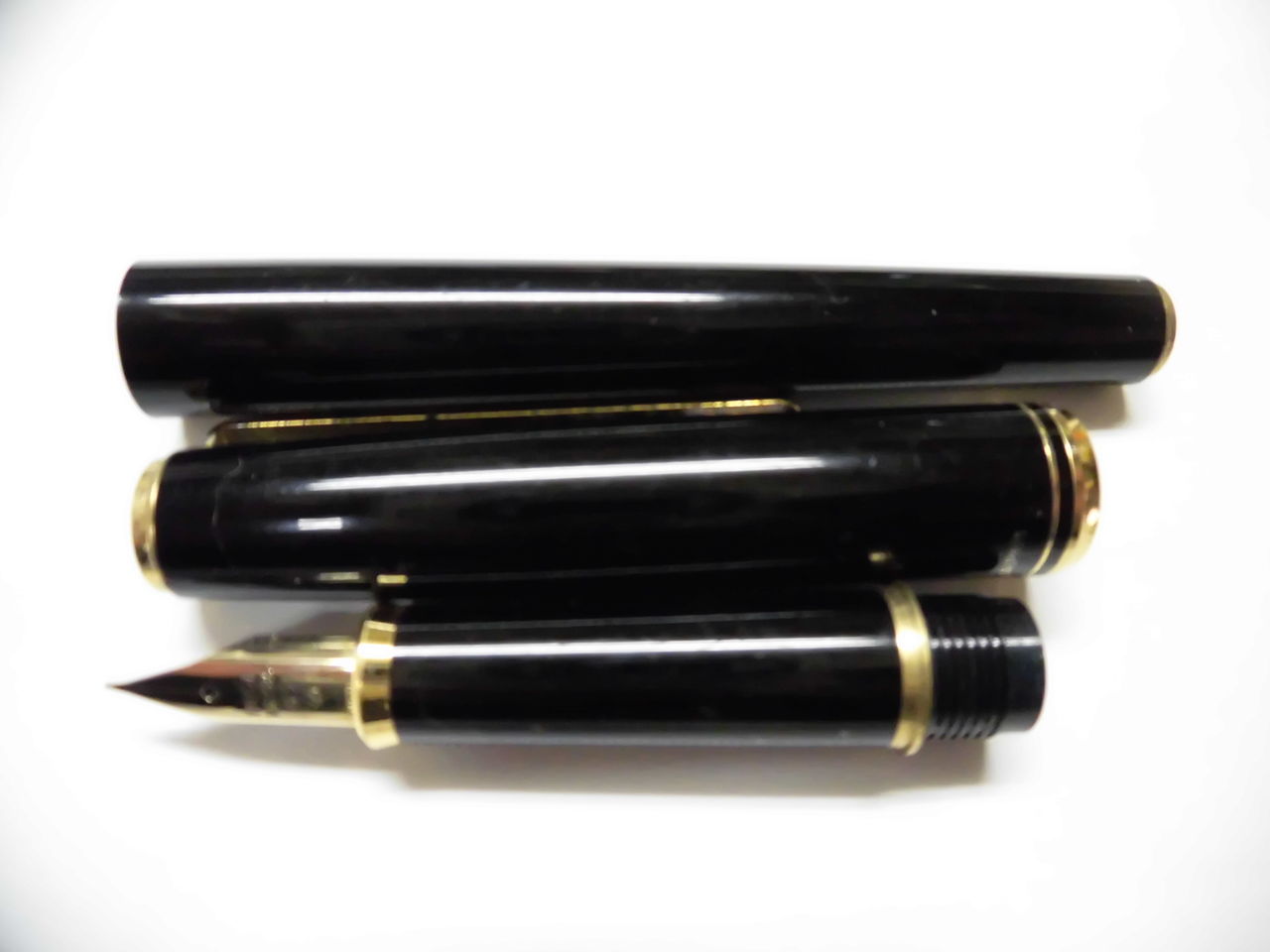 PILOT 万年筆 14K 585 Fニブ ブラック 513 PILOT (パイロット) 万年筆 14K-585 <M>｜トレファクONLINE