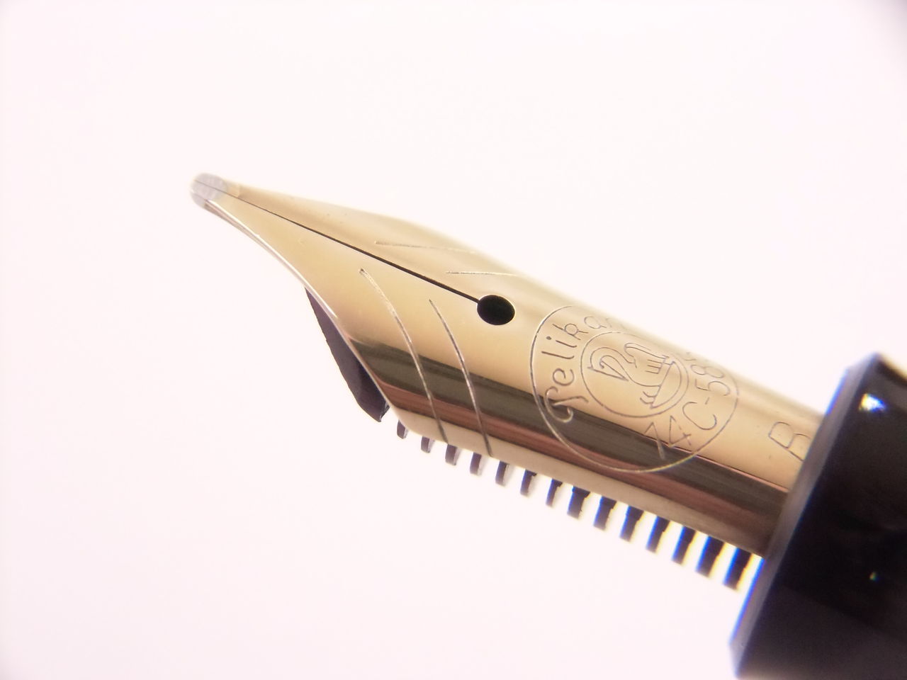 PELIKAN