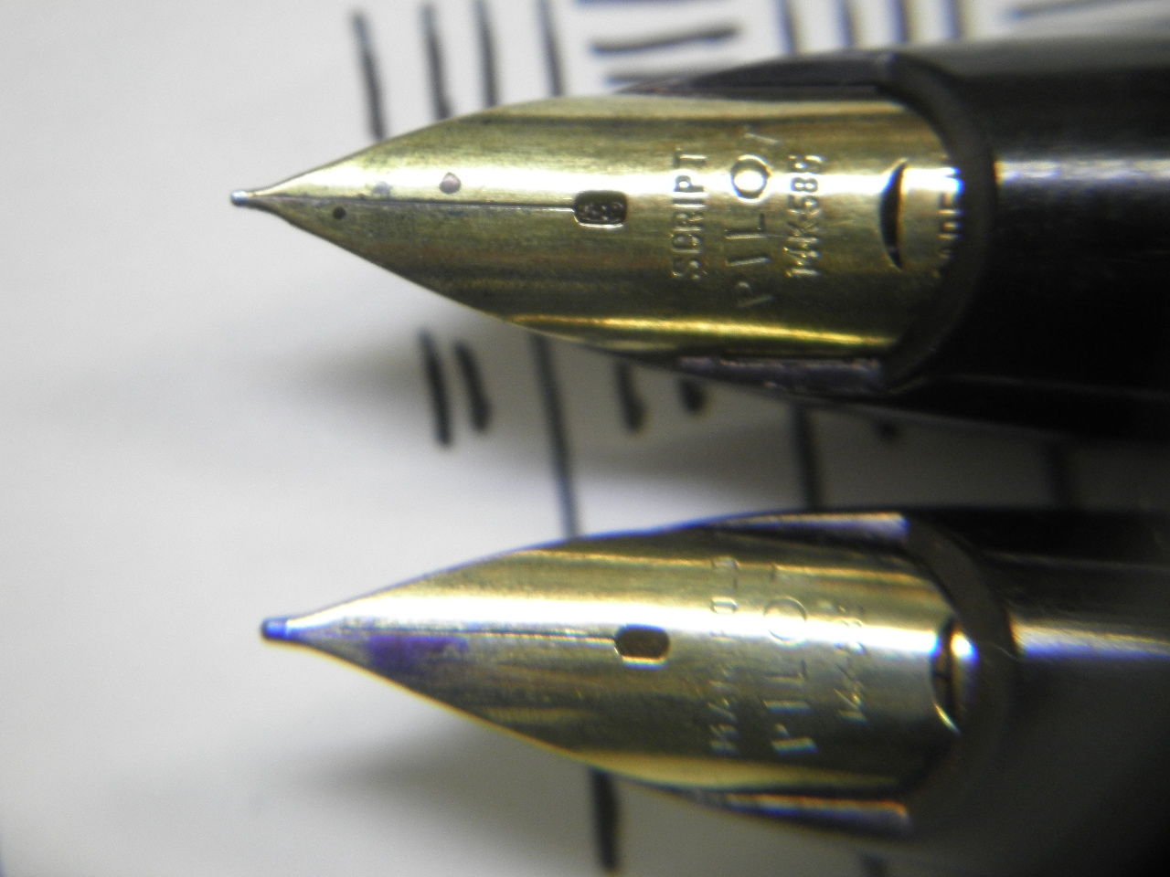美品’70年頃◆パイロット E-300 14K-585 ＜SCRIPT＞脚本用 PILOT E-300 14K-585 <SCRIPT> : 万年筆おやじの備忘録