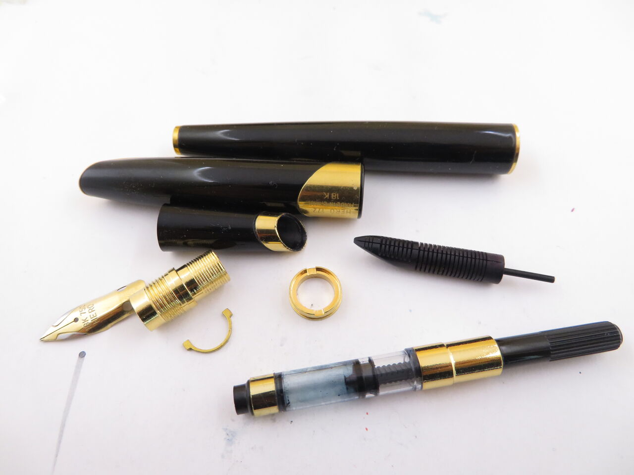 英雄 HERO 172 18K-750 VS PARKER Ellipse : 万年筆おやじの備忘録