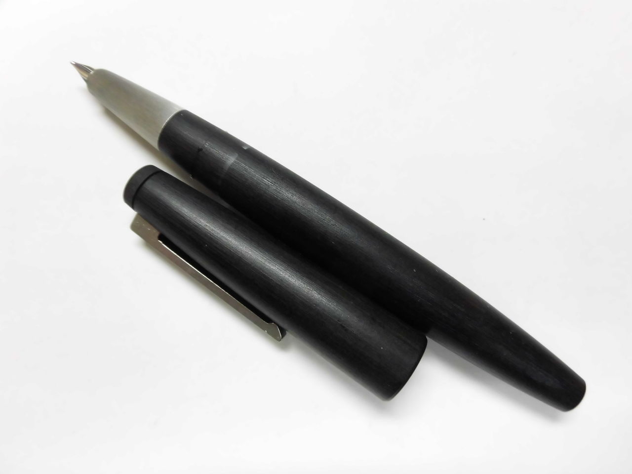 ラミー2000 万年筆細字f 14k LAMY LAMY 2000 万年筆 F（細字） | DELFONICS Web Shop