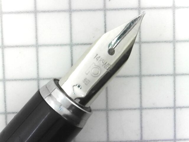 PLATINUM Riviere 14K-WG 細 : 万年筆おやじの備忘録