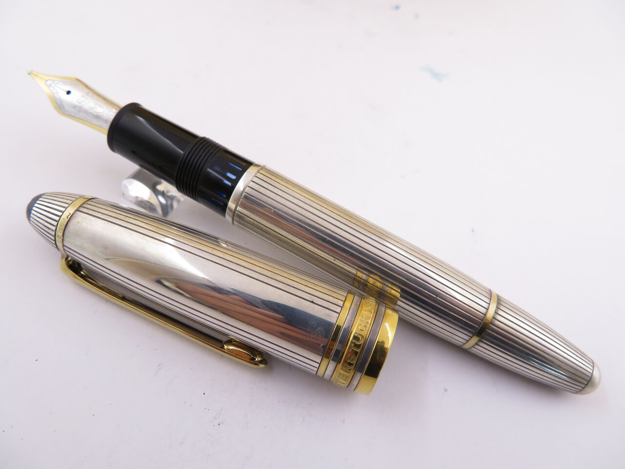 MONTBLANC #1468 銀軸 バイカラー18K : 万年筆おやじの備忘録