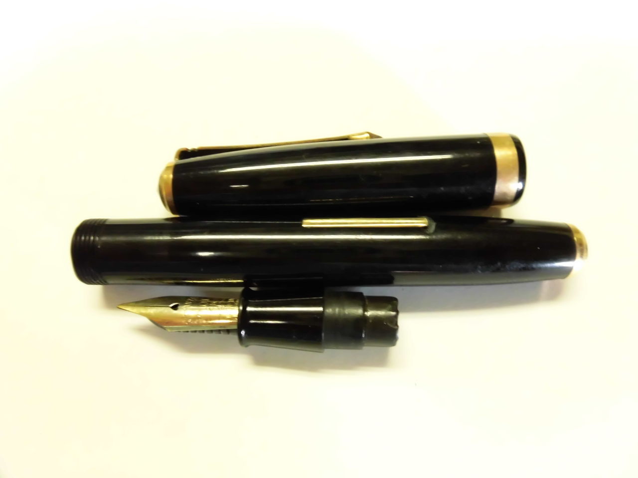 Pilotビンテージ 万年筆 レバーフィラー 14K 53R PILOT 53R 14K -<4>- : 万年筆おやじの備忘録