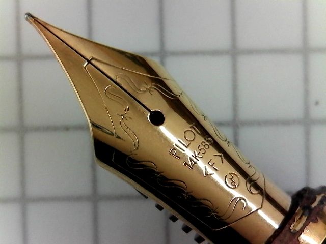 PILOT CUSTOM 14K-585 <F> : 万年筆おやじの備忘録