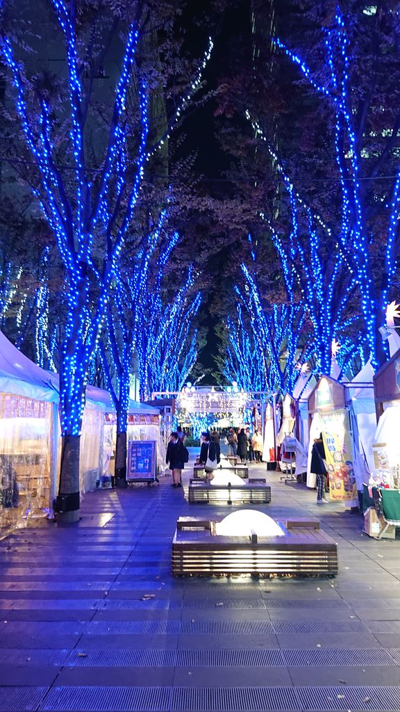 埼玉県 さいたま新都心 クリスマスマーケット まんぷく調査団 埼玉県 さいたま新都心 クリスマスマーケット まんぷく調査団