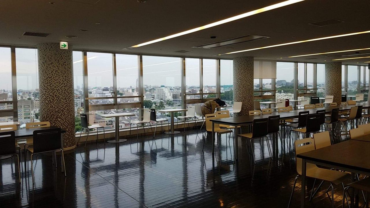 東京都 世田谷区 国士舘大学の眺め最高の学食 まんぷく調査団 東京都 世田谷区 国士舘大学の眺め最高の学食 まんぷく調査団