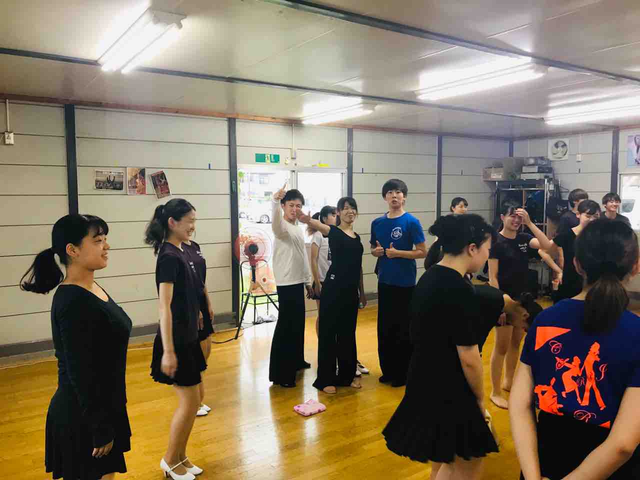 元気な弘大の後輩達 社交ダンサー 競技ダンサー麻戸洋輔 中村綾のblog