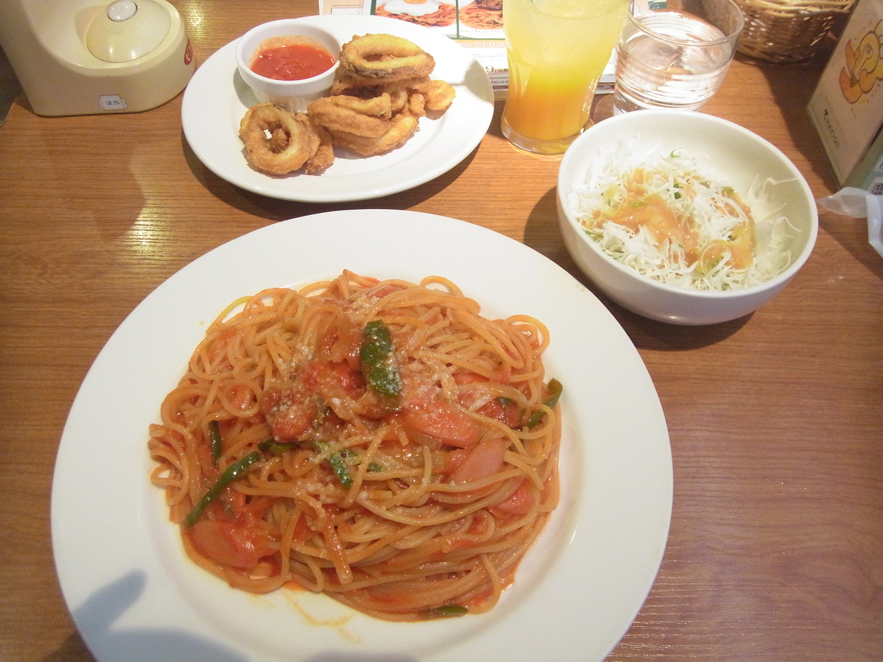 閉 西東京市 グラッチェガーデンズ 田無店 大盛りナポリタンランチ 特盛 699 499 カラマリフライ 299 199 ドリンクバー 100 0 各クーポン利用 各税抜 ハラヘリ日記 Ii