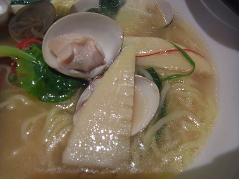 小平 バーミヤン 小平仲町店 ハマグリと春タケノコのタンメン 749 餃子 半チャーハンセット 440 桃まんじゅう 299 99 クーポン利用 各税抜 ハラヘリ日記 Ii