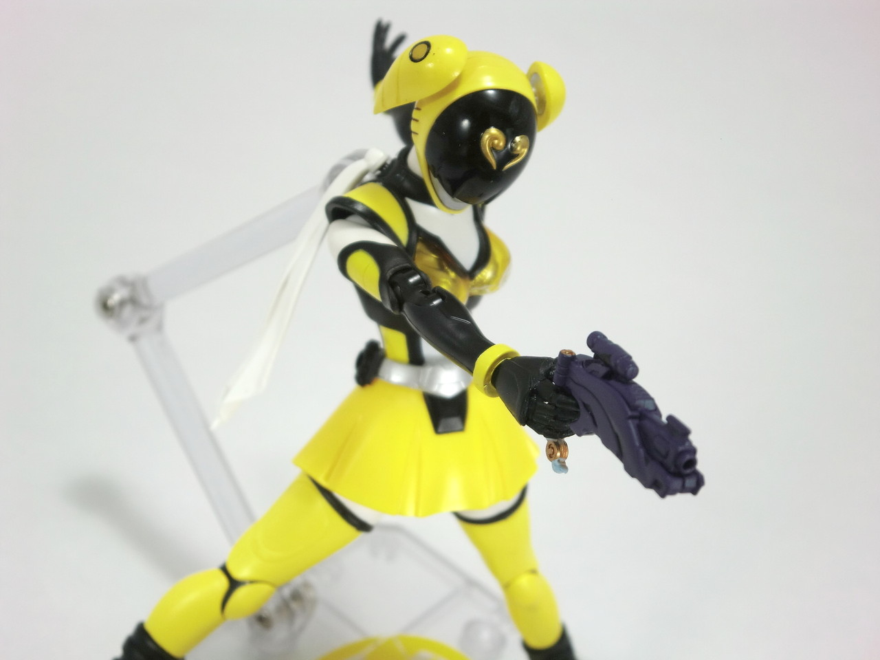 フィギュアーツ　アキバイエロー魂ステージ付き フィギュアーツ アキバイエロー魂ステージ付き S.H.Figuarts