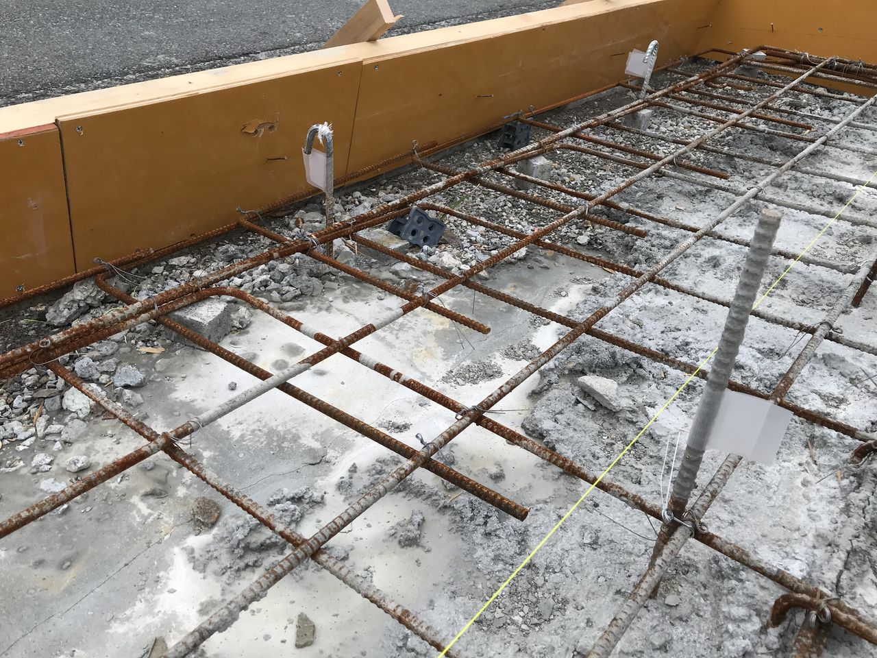 基礎工事 立ち上がりコンクリート打設準備完了 自力建設 ガレージ 港の家 古民家再生 イマココ