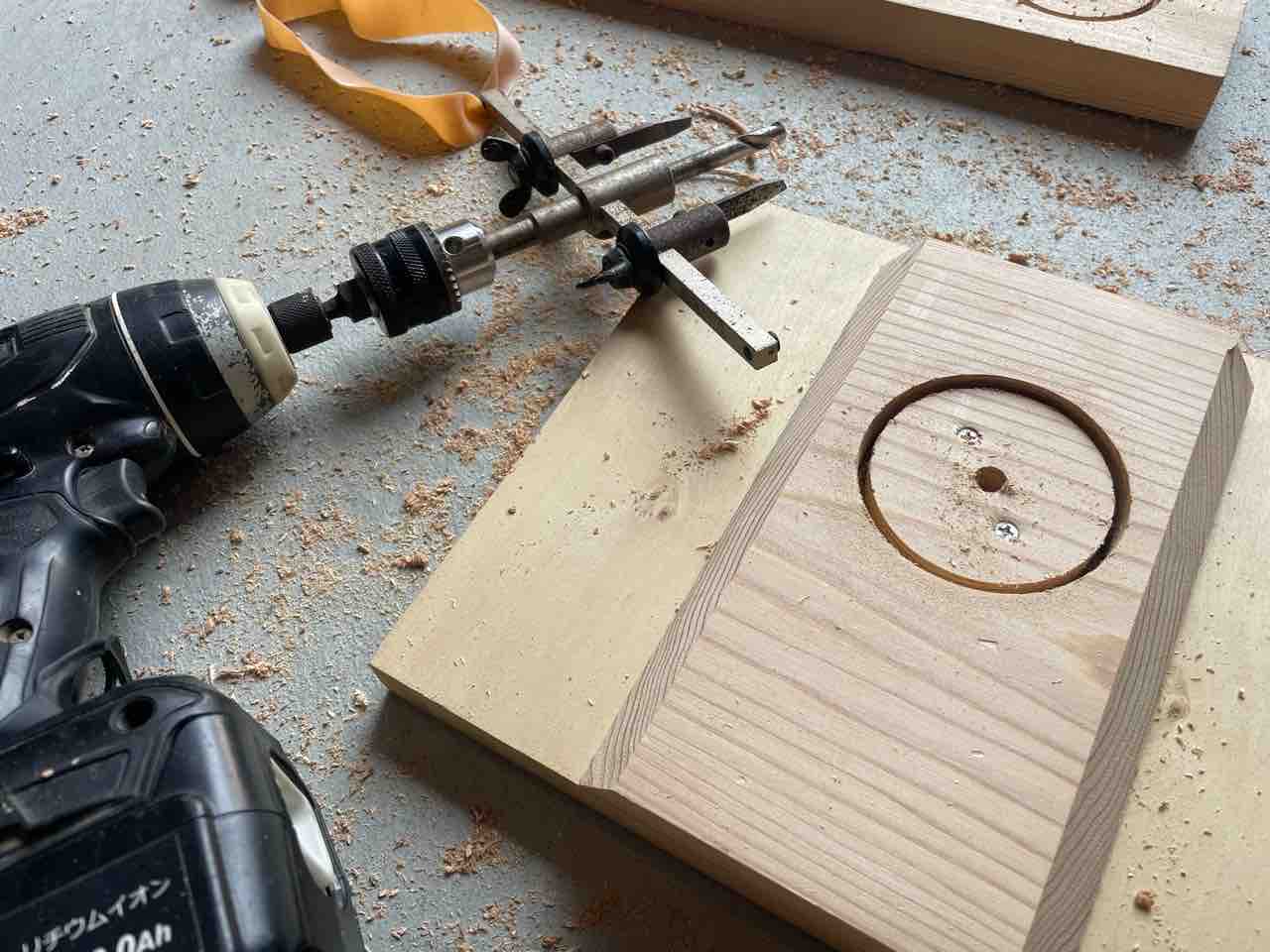 秋月電子300円スピーカーのボックス作り : 自力建設 ガレージ