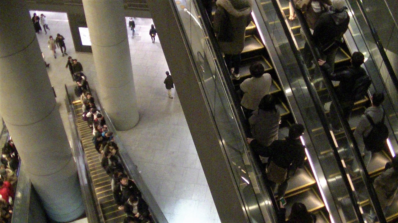 日曜混雑 すみだ職人展 スケートリンク最終日 宝塚歌劇など 東京スカイツリー プラス 日曜混雑 すみだ職人展 スケートリンク最終日 宝塚歌劇など 東京スカイツリー プラス