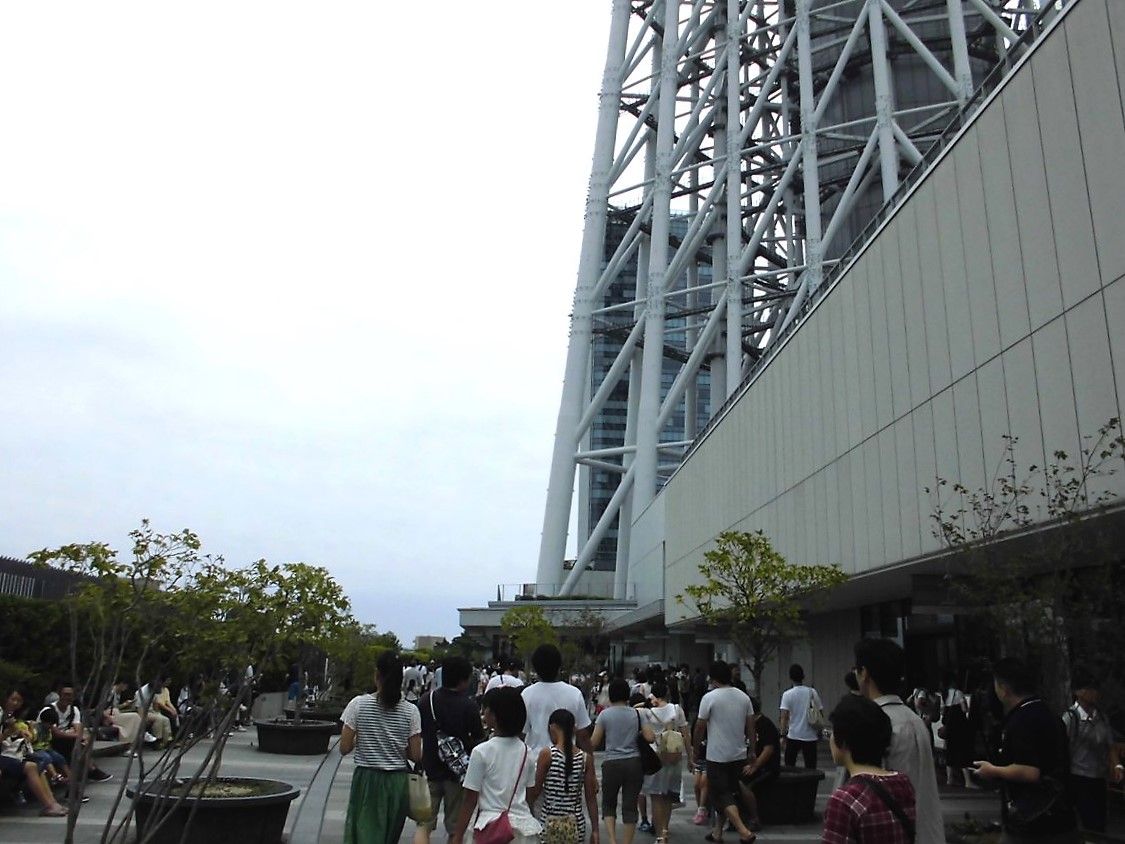 夏休み混雑 東京スカイツリー プラス
