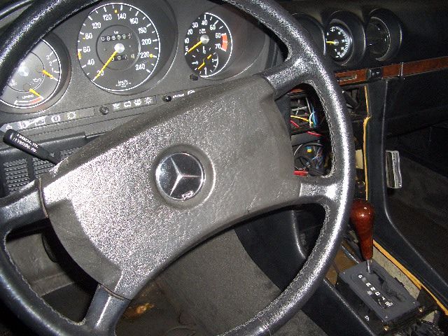 R107 ５００ｓｌ レストア完了しました 内装レストア編 ネオクラシックのくるまにあ日記