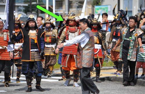 島津義弘公武者行列に上様が!