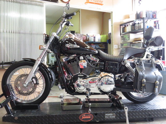 2013年式FXDC ウルトラクールオイルクーラーの取り付け方(画像多め