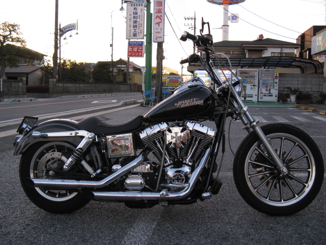 2005年式FXDL インナーチューブ、サイドスタンド交換 ￥50,500（参考