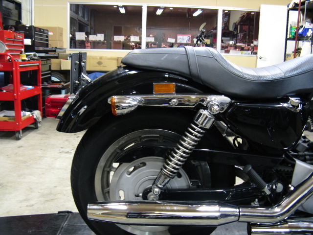 スポーツスター　リアフェンダー　カット加工　テールランプ付き　オレンジ スポーツスター専用 リヤフェンダーKIT 2004～(RR-01