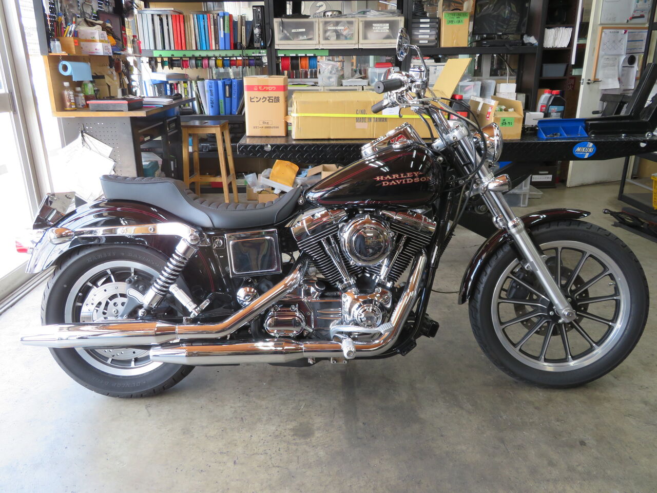 2001年式 FXDL フォークの高性能化 : HarleyDavidsonパーツ