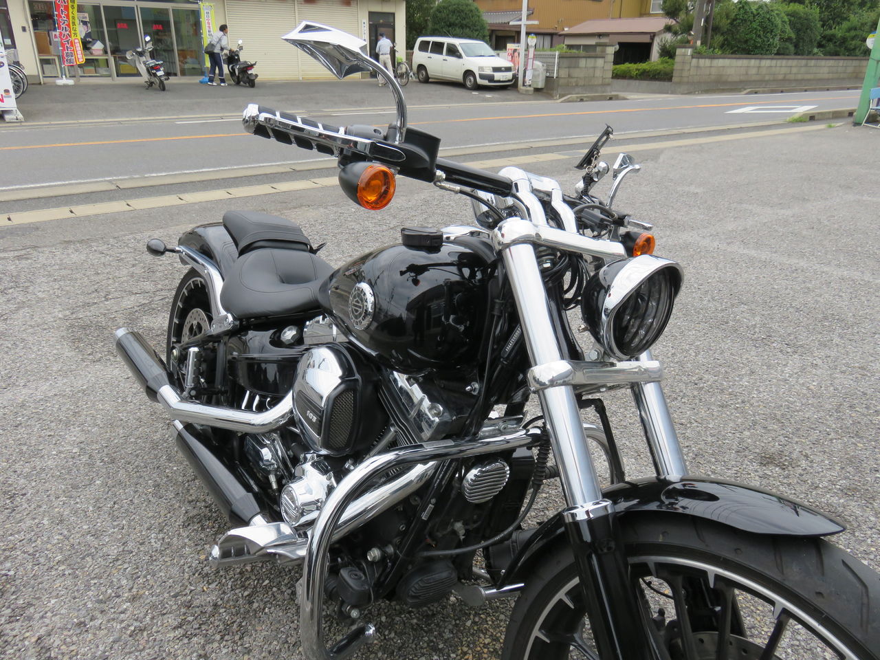 2017 ハーレーダビッドソン ブレイクアウト(HARLEY-DAVIDSON BREAKOUT®) 前編 | アメ車と逆輸入