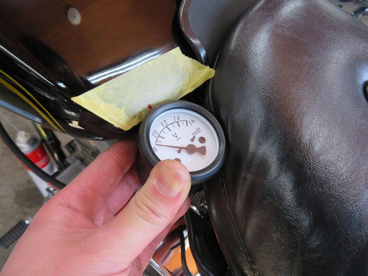 ☆これで安心安全☆1992年式FXD 電圧計取り付け : HarleyDavidson