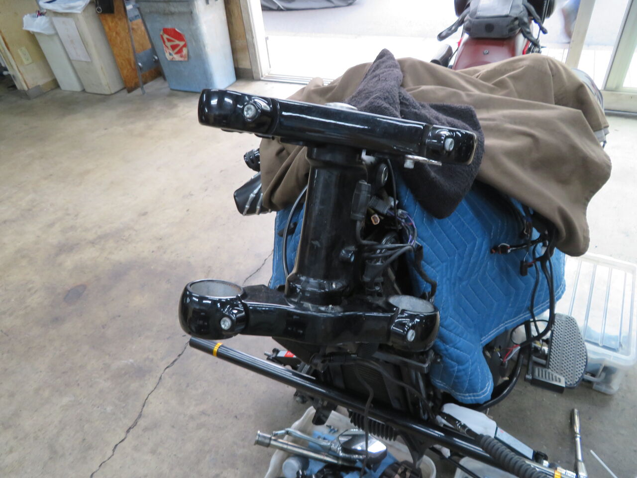 💘HHI製トリプルツリー、 Custom Cycle製インナーチューブで迫力満点