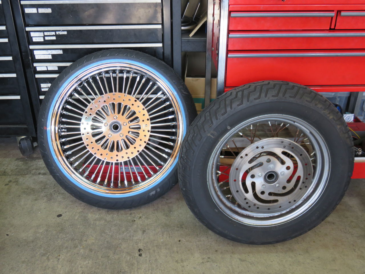 ☆即納　ハーレー　キングスポークホイール＆タイヤセット　クローム　21×3.5　00-07　ツーリング 国内在庫あり ハーレー キングスポークホイール ＆ タイヤセット