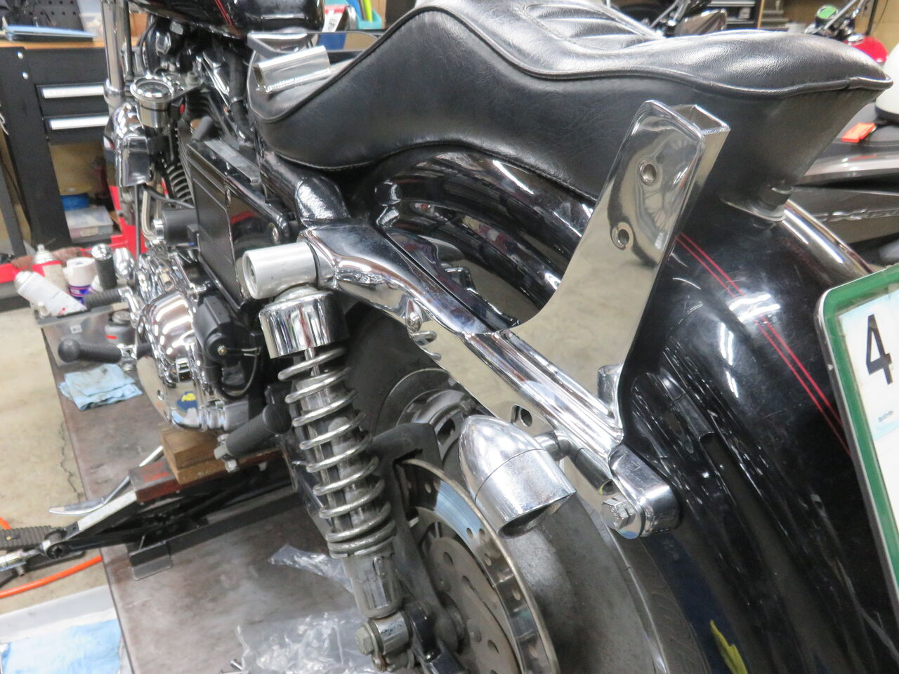 2001年式XL1200C【スタッフ車両】、シーシーバー装着 