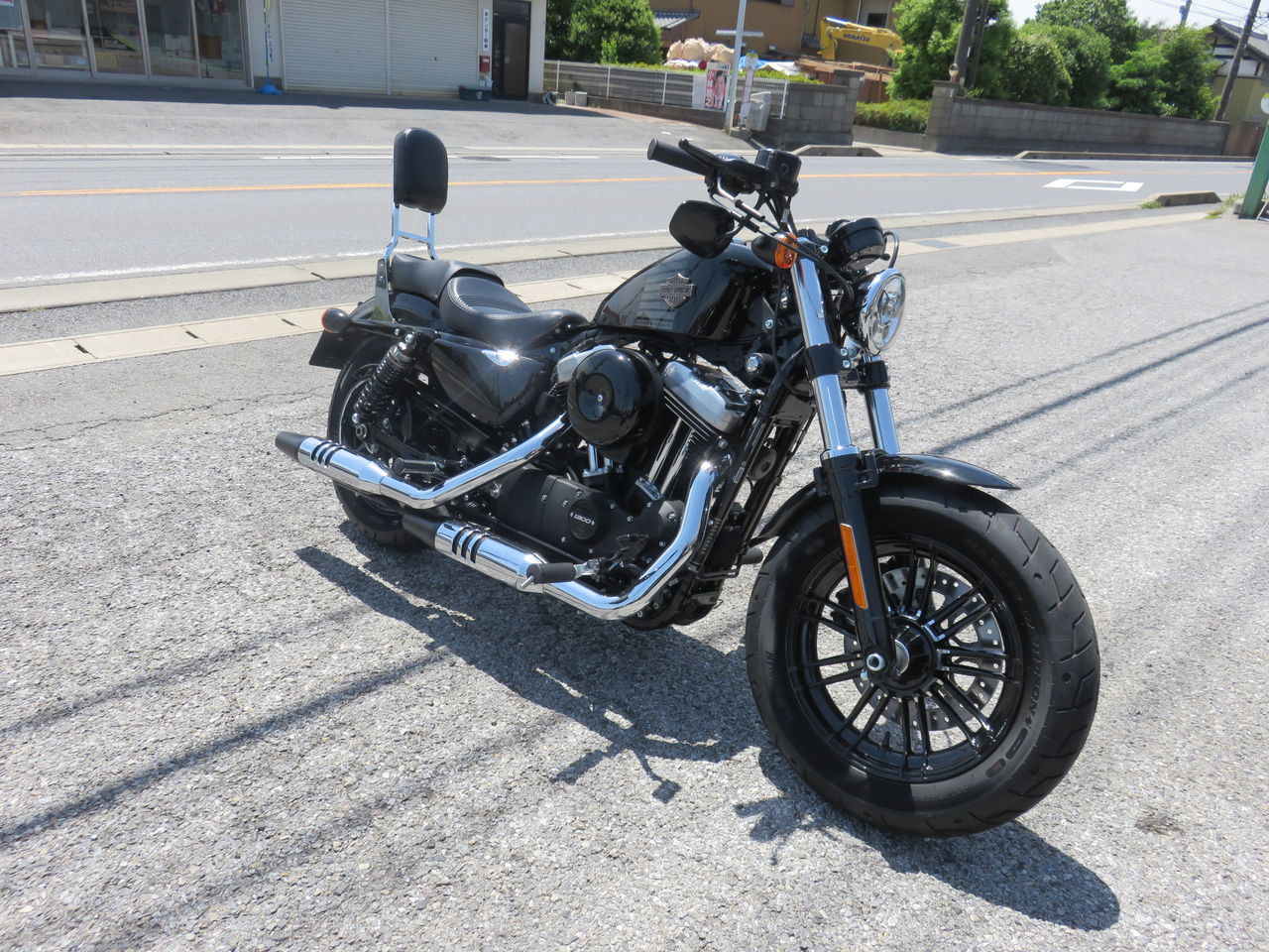 2017年式XL1200X フォーティーエイトにシーシーバー取り付け