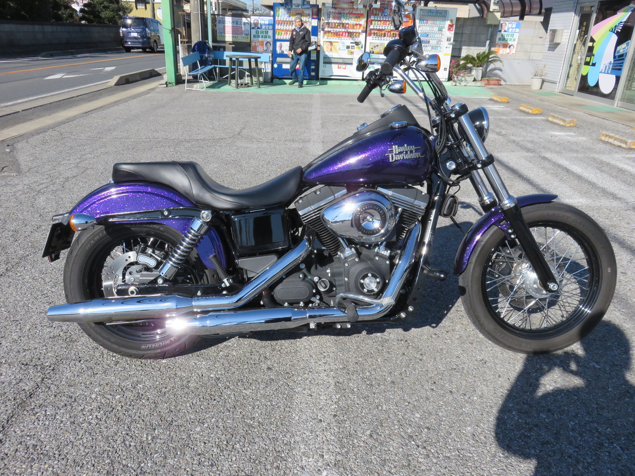 2014FXDBに純正デタッチャブルシーシーバー取付け 2014FXDBに純正デタッチャブルシーシーバー取付け