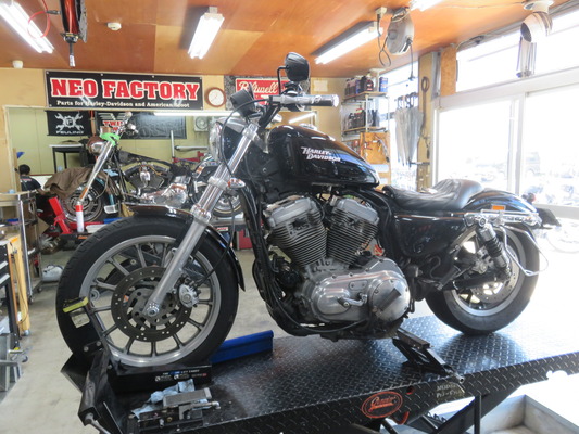 2009年式XL883R ニュートラルスイッチ交換！！！