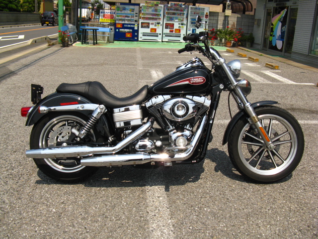 2006年式FXDL ダイナローライダーのRショック交換 2006年式FXDL ダイナローライダーのRショック交換