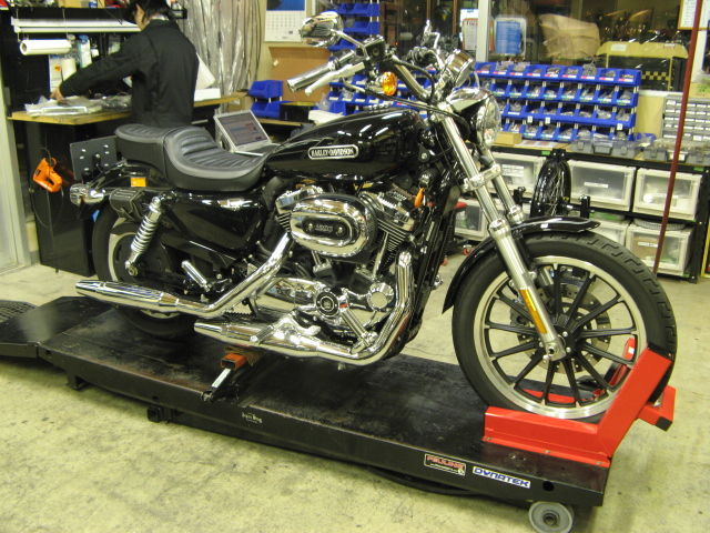 2010年式XL1200L スポーツスター1200ローの前後ウインカー交換